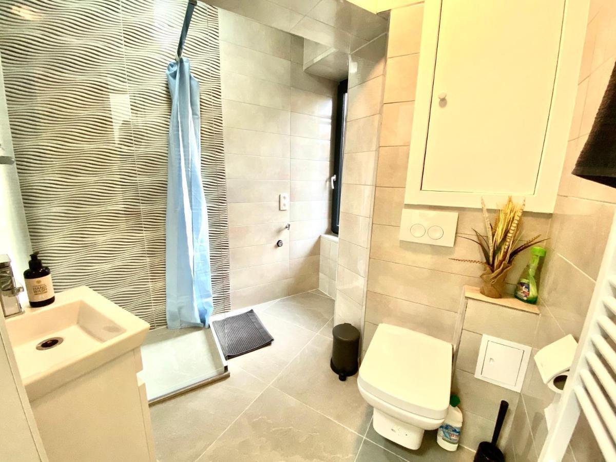 Brial Apartment 2 Bedrooms, 安特卫普 外观 照片